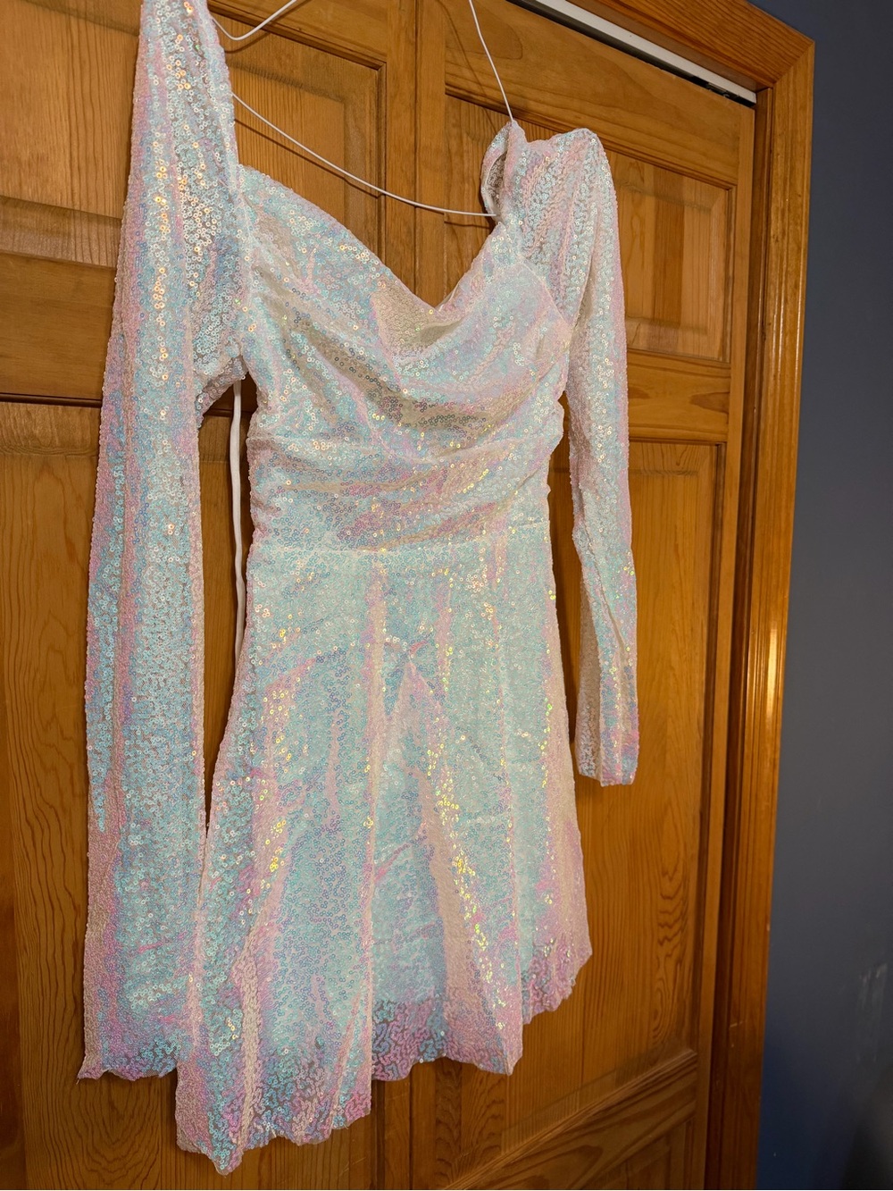Source Unknown Iridescent Sequin Long-Sleeve Mini Dress — White & Pink